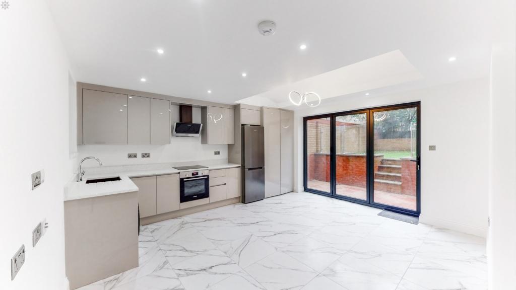 2 bed Apartment for rent in London. From London Homes Residential