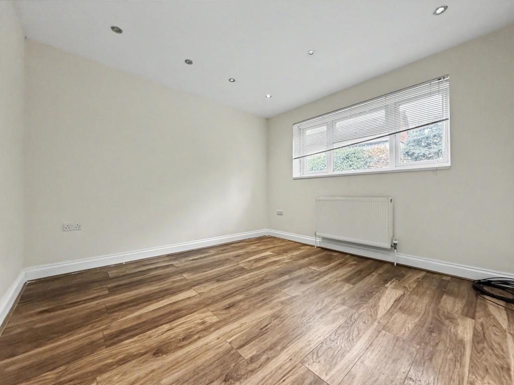 1 bed 1st Floor Flat for rent in Richings Park. From London Homes Residential 1 bed 1st Floor Flat for rent in Richings Park. From London Homes Residential