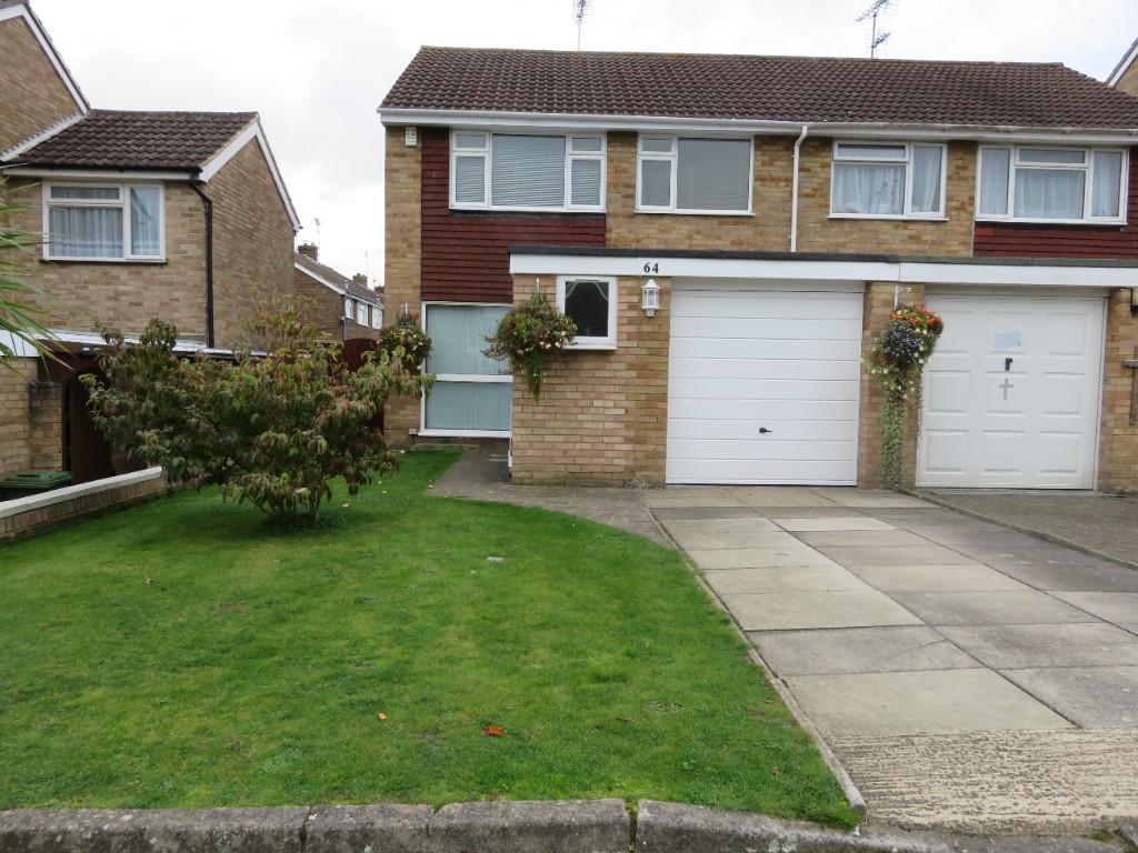 3 bed Semi Detached for rent in Yateley. From Henlys Estate Agents - Yateley