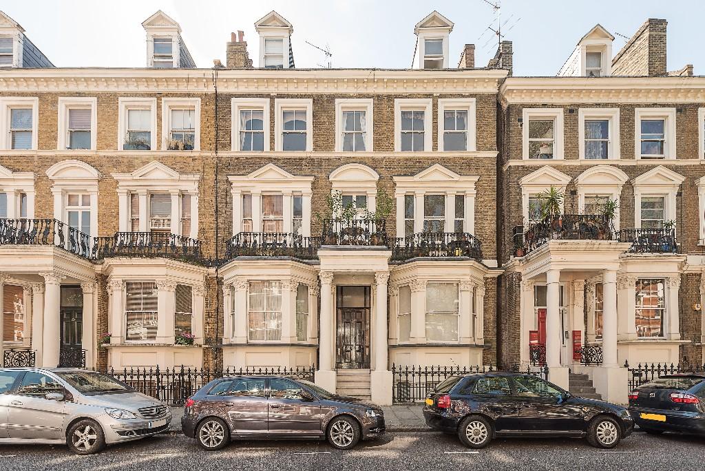 3 bed Studio for rent in London. From LORD ESTATES
