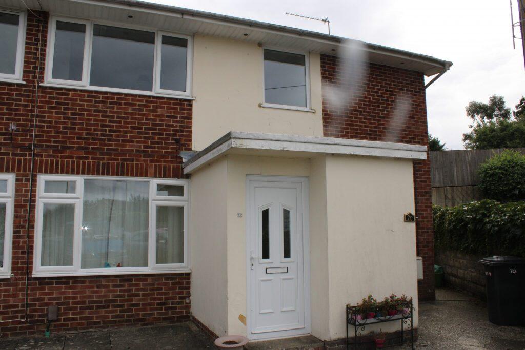2 bed 1st Floor Flat for rent in Newbury. From Henwick Properties - Thatcham