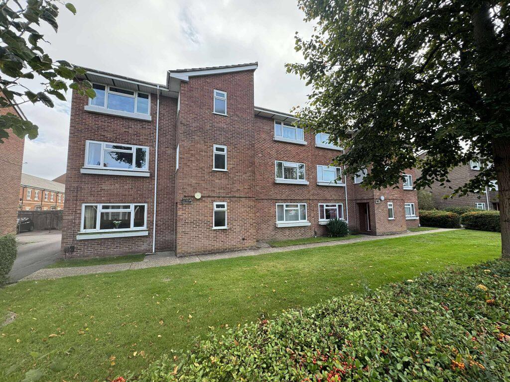 1 bed 1st Floor Flat for rent in Newbury. From Henwick Properties - Thatcham