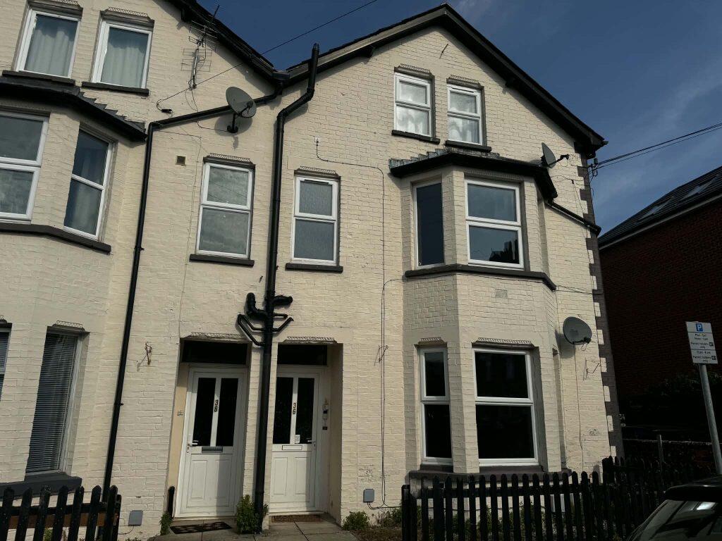 1 bed 1st Floor Flat for rent in Newbury. From Henwick Properties - Thatcham