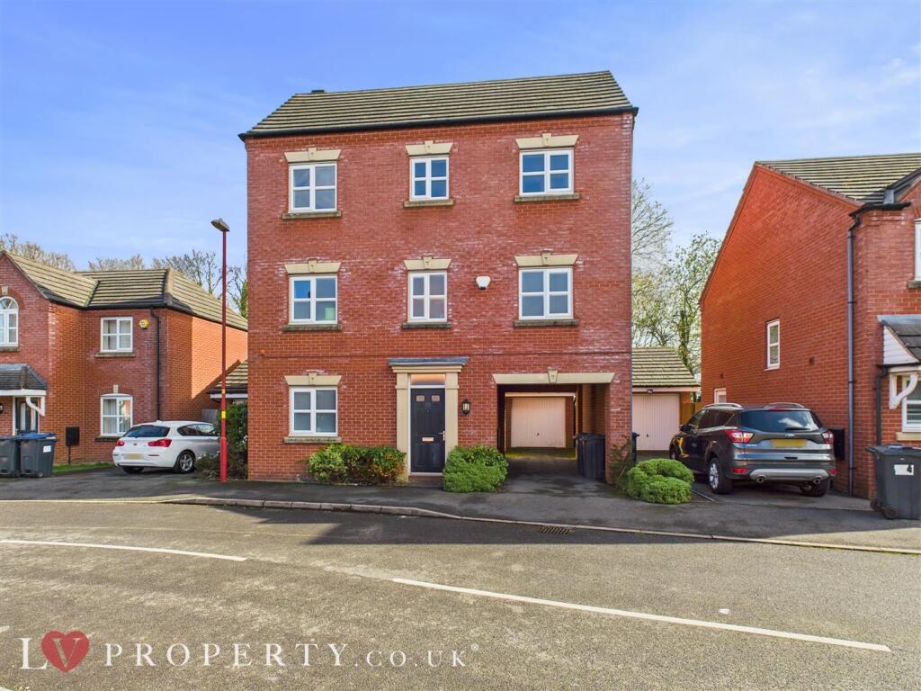 5 bed Mid Terraced House for rent in Birmingham. From LV PROPERTY - Birmingham