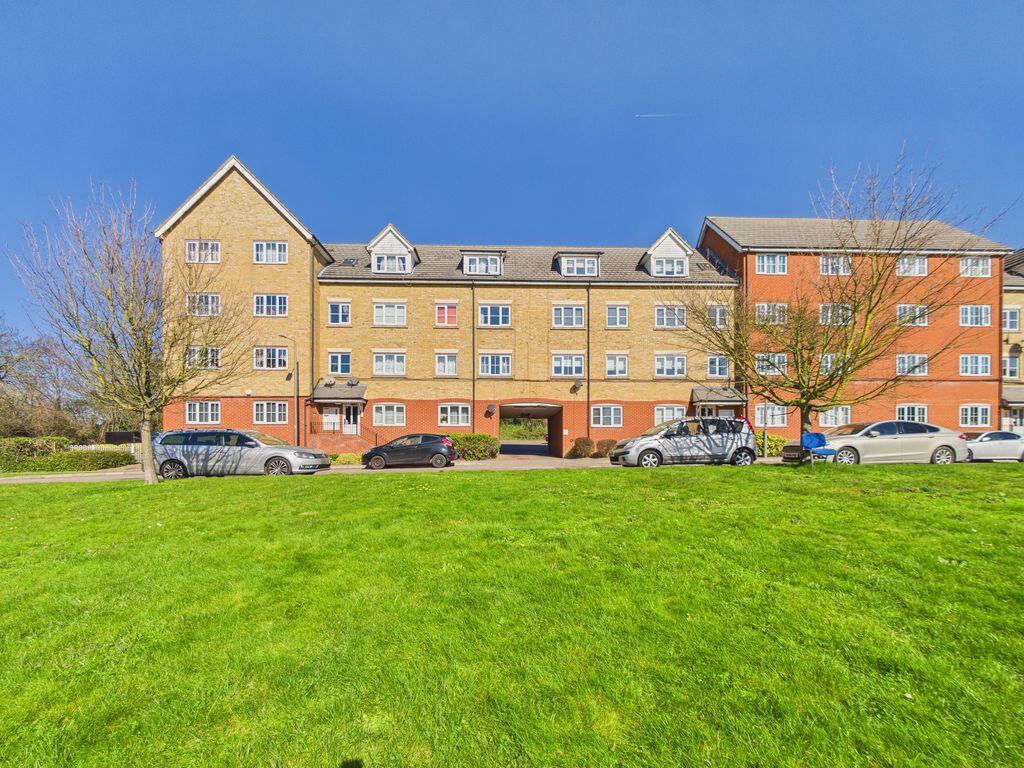 2 bed 1st Floor Flat for rent in Aveley. From M & P Estates - South Ockendon 2 bed 1st Floor Flat for rent in Aveley. From M & P Estates - South Ockendon