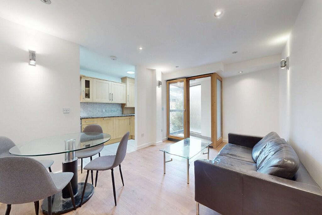1 bed Student Flat for rent in London. From Macarthur Morrison