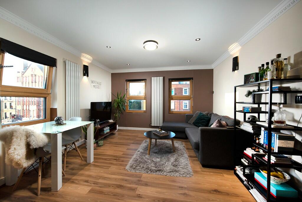 2 bed 1st Floor Flat for rent in London. From Macarthur Morrison 2 bed 1st Floor Flat for rent in London. From Macarthur Morrison