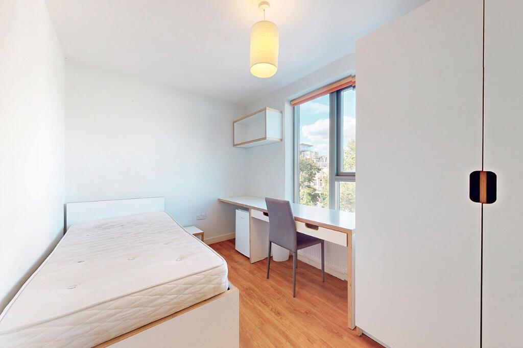 1 bed Flat Share for rent in London. From Macarthur Morrison