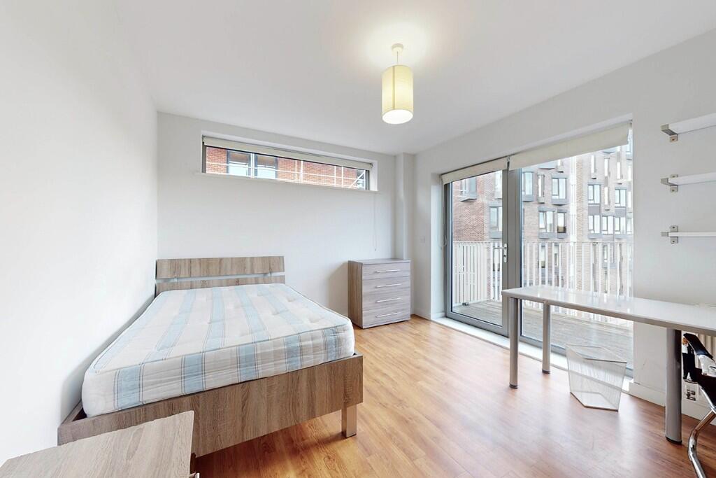 1 bed Flat Share for rent in London. From Macarthur Morrison