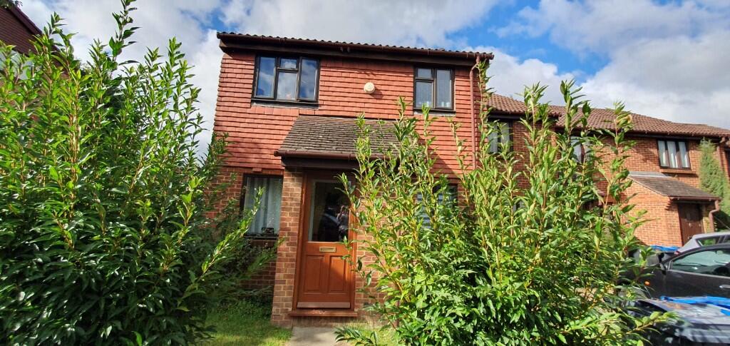 1 bed End of Terrace for rent in Croydon. From Macks Properties Ltd - Bickley