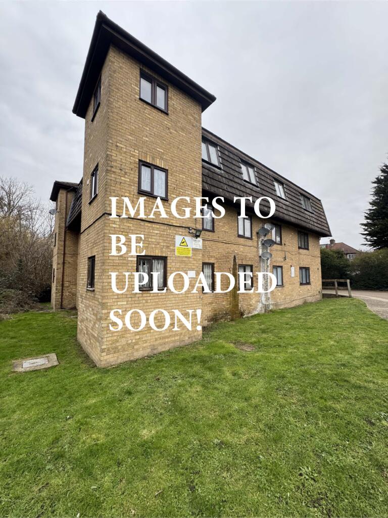 1 bed 1st Floor Flat for rent in Edmonton. From Macks Properties Ltd - Bickley