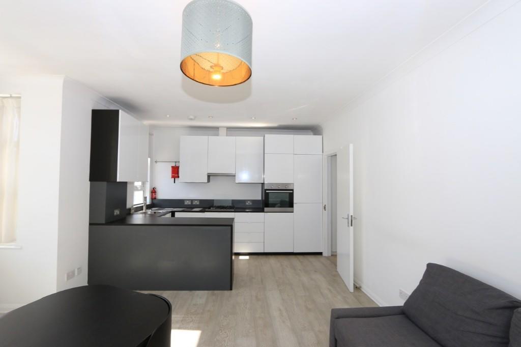 3 bed 1st Floor Flat for rent in Willesden. From Macks Properties Ltd - Bickley 3 bed 1st Floor Flat for rent in Willesden. From Macks Properties Ltd - Bickley