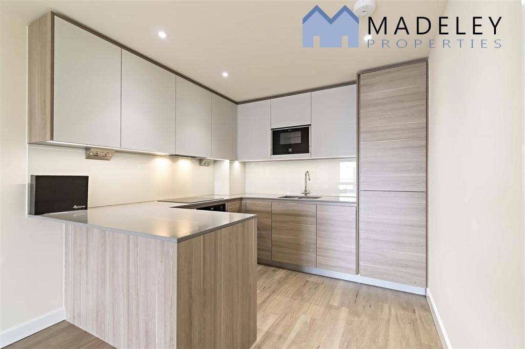 2 bed Apartment for rent in Hendon. From Madeley Properties