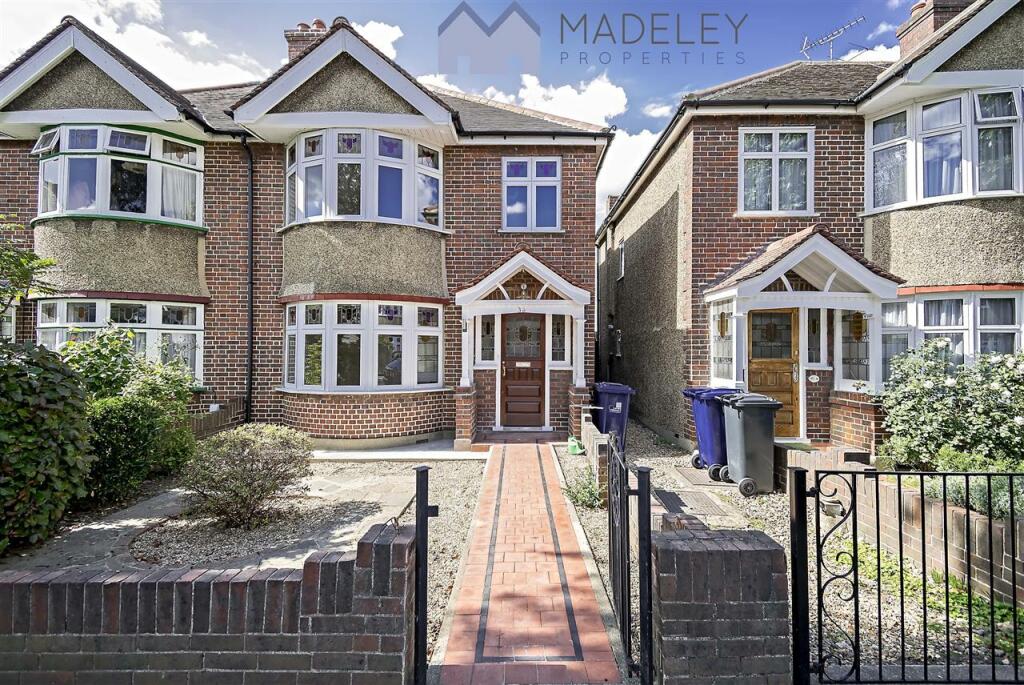 4 bed Not Specified for rent in London. From Madeley Properties