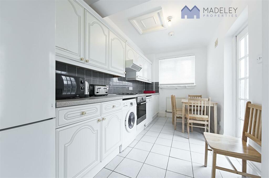 4 bed Not Specified for rent in Acton. From Madeley Properties