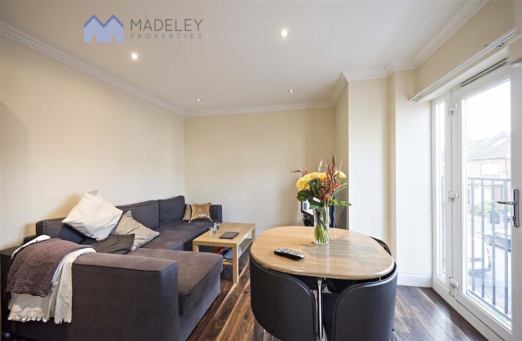 1 bed Apartment for rent in Greenford. From Madeley Properties