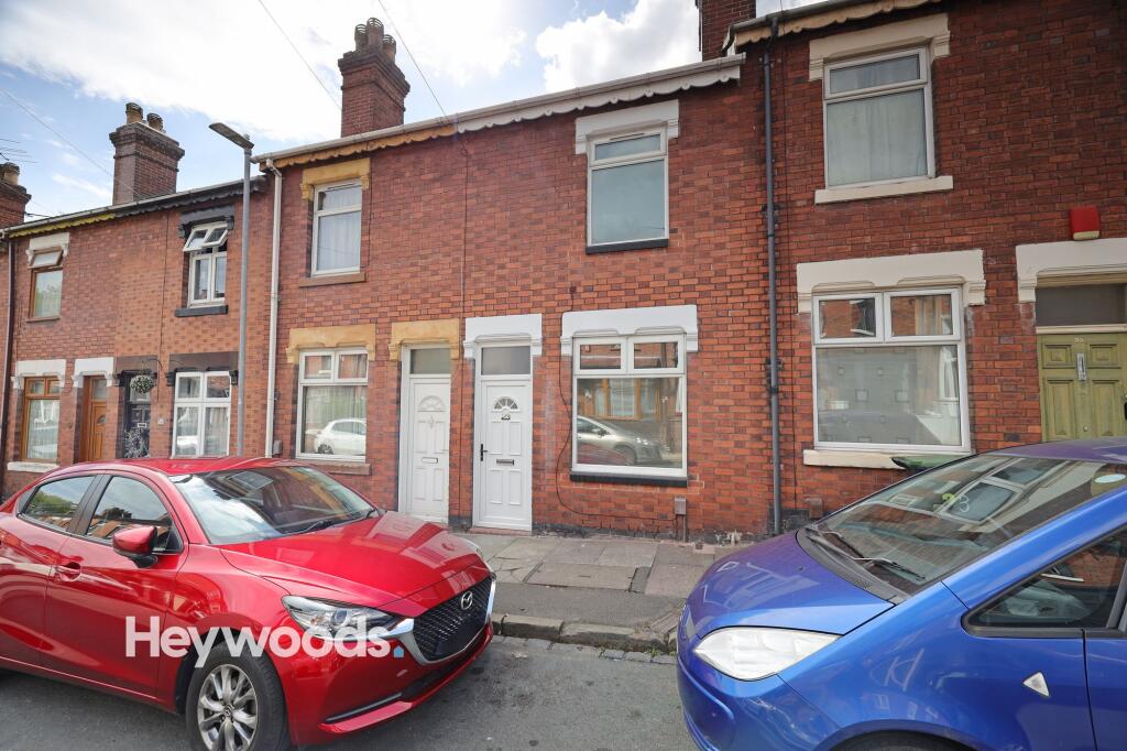 2 bed Mid Terraced House for rent in Stoke-on-Trent. From Heywoods - Newcastle-under-Lyme