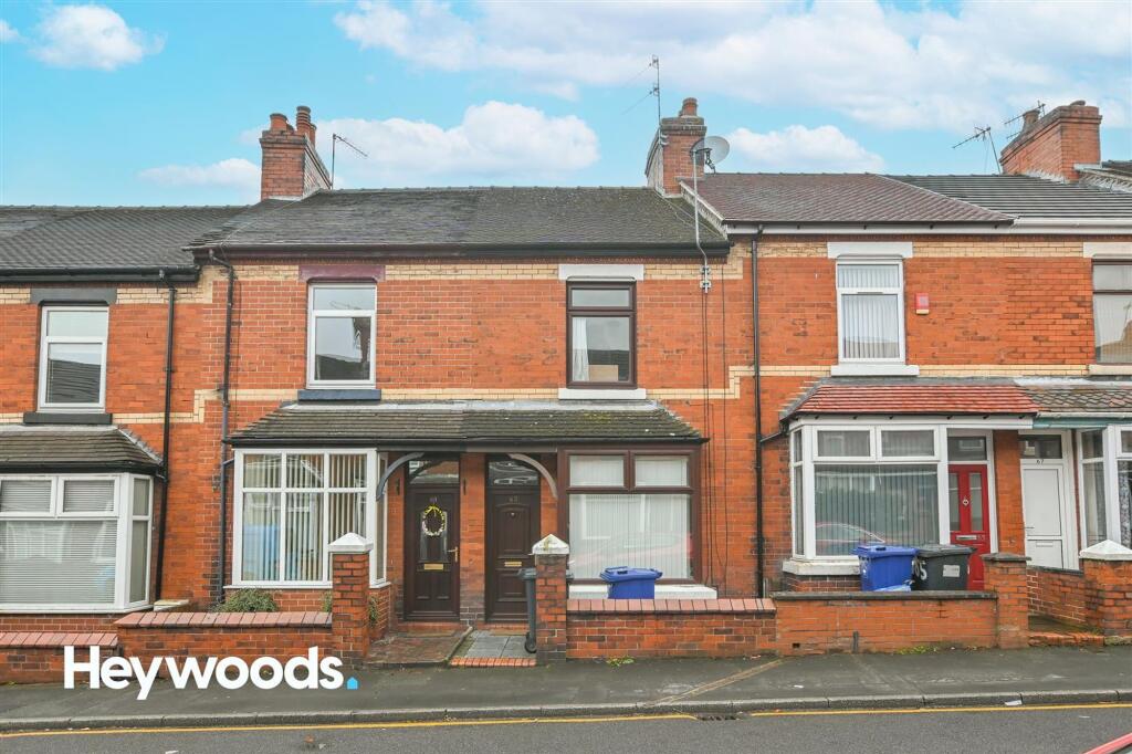 2 bed Mid Terraced House for rent in Newcastle-under-Lyme. From Heywoods - Newcastle-under-Lyme