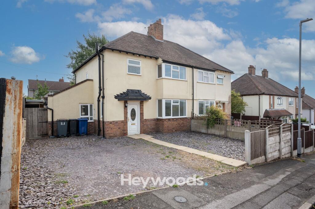 3 bed Semi Detached for rent in Newcastle-under-Lyme. From Heywoods - Newcastle-under-Lyme 3 bed Semi Detached for rent in Newcastle-under-Lyme. From Heywoods - Newcastle-under-Lyme