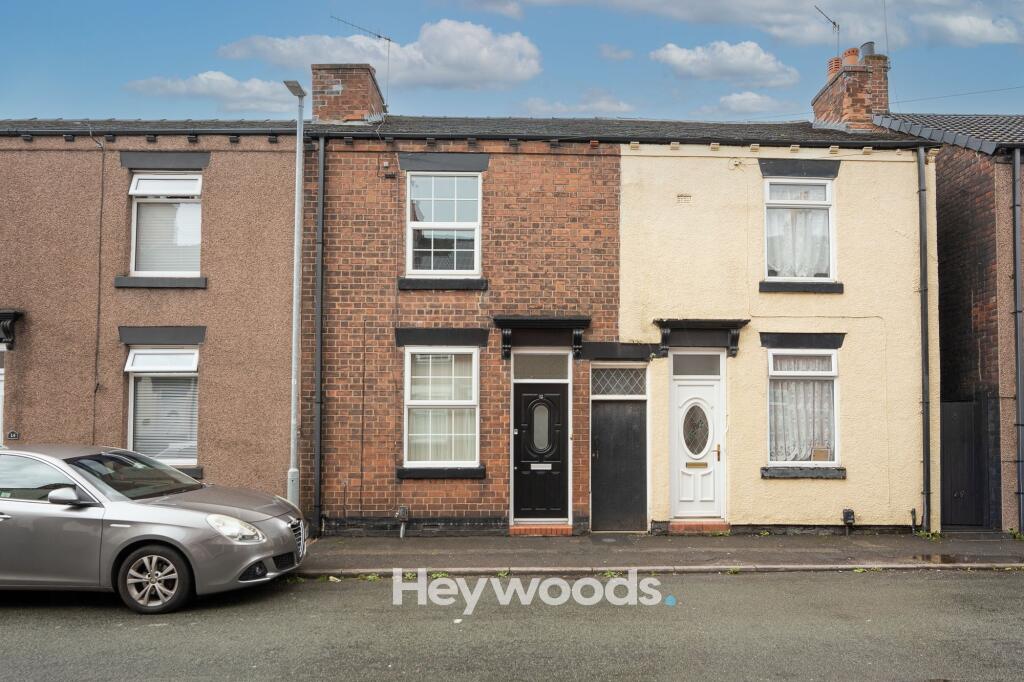 2 bed Mid Terraced House for rent in Newcastle-under-Lyme. From Heywoods - Newcastle-under-Lyme