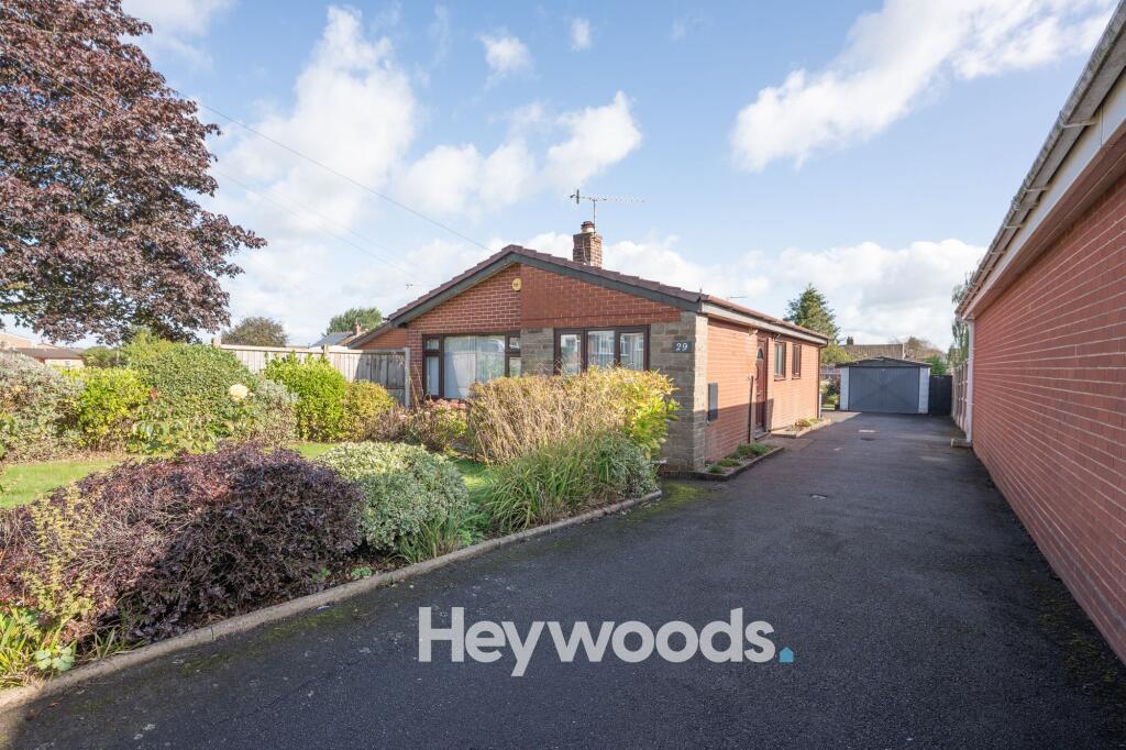 2 bed Detached bungalow for rent in Newcastle-under-Lyme. From Heywoods - Newcastle-under-Lyme