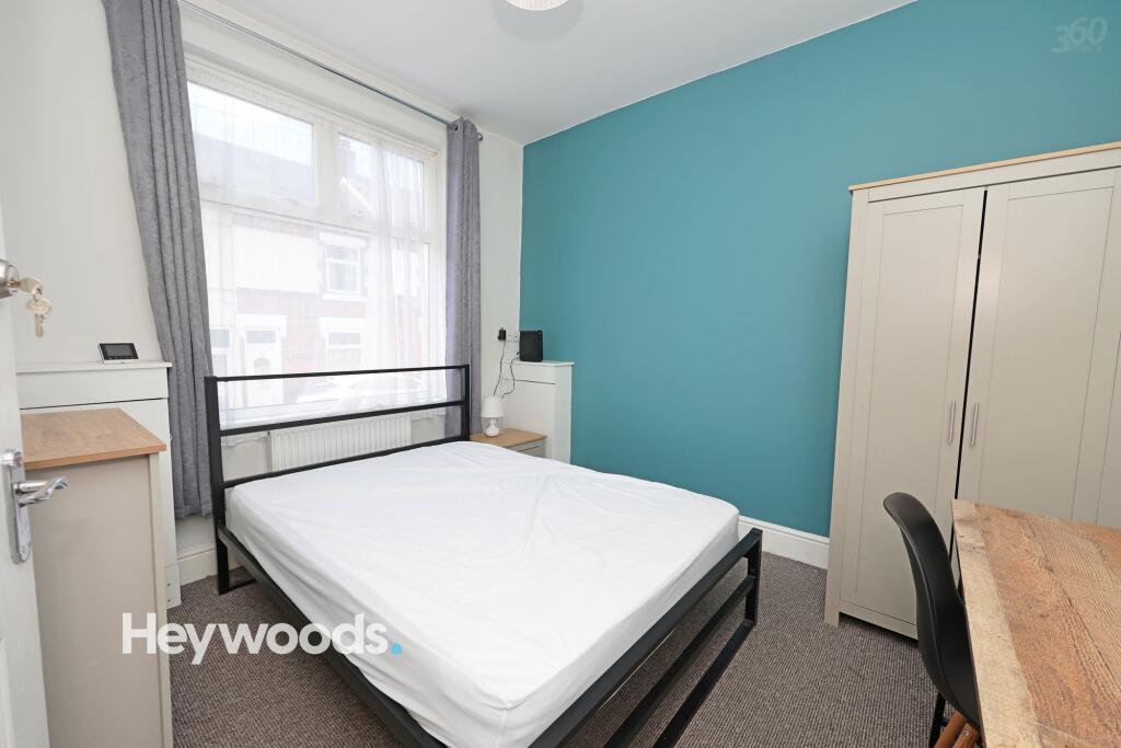 1 bed Mid Terraced House for rent in Newcastle-under-Lyme. From Heywoods - Newcastle-under-Lyme 1 bed Mid Terraced House for rent in Newcastle-under-Lyme. From Heywoods - Newcastle-under-Lyme
