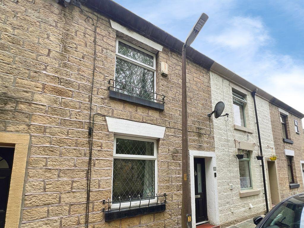 2 bed Cottage for rent in Bolton. From Cardwells Sales - Lettings - Management & Commercial - Bolton 2 bed Cottage for rent in Bolton. From Cardwells Sales - Lettings - Management & Commercial - Bolton