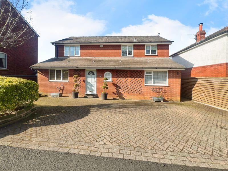 4 bed Detached for rent in Bolton. From Cardwells Sales - Lettings - Management & Commercial - Bolton