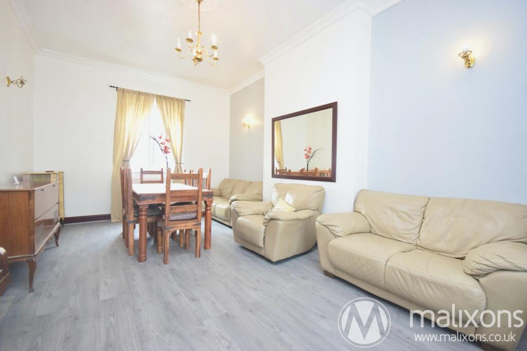 4 bed Detached for rent in Merton. From Malixons 4 bed Detached for rent in Merton. From Malixons