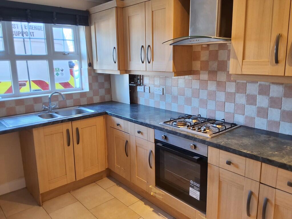3 bed Semi Detached for rent in Thorne. From Highfield Property Management - Doncaster