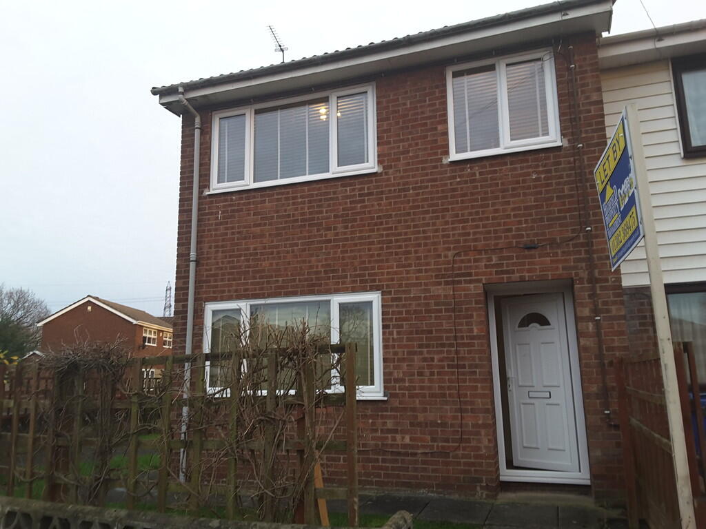 3 bed Semi Detached for rent in Kirk Sandall. From Highfield Property Management - Doncaster