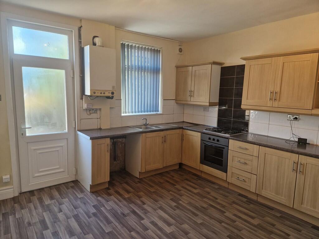 2 bed Mid Terraced House for rent in Mexborough. From Highfield Property Management - Doncaster