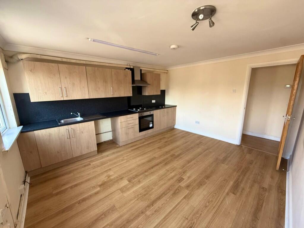 3 bed 1st Floor Flat for rent in Stainforth. From Highfield Property Management - Doncaster