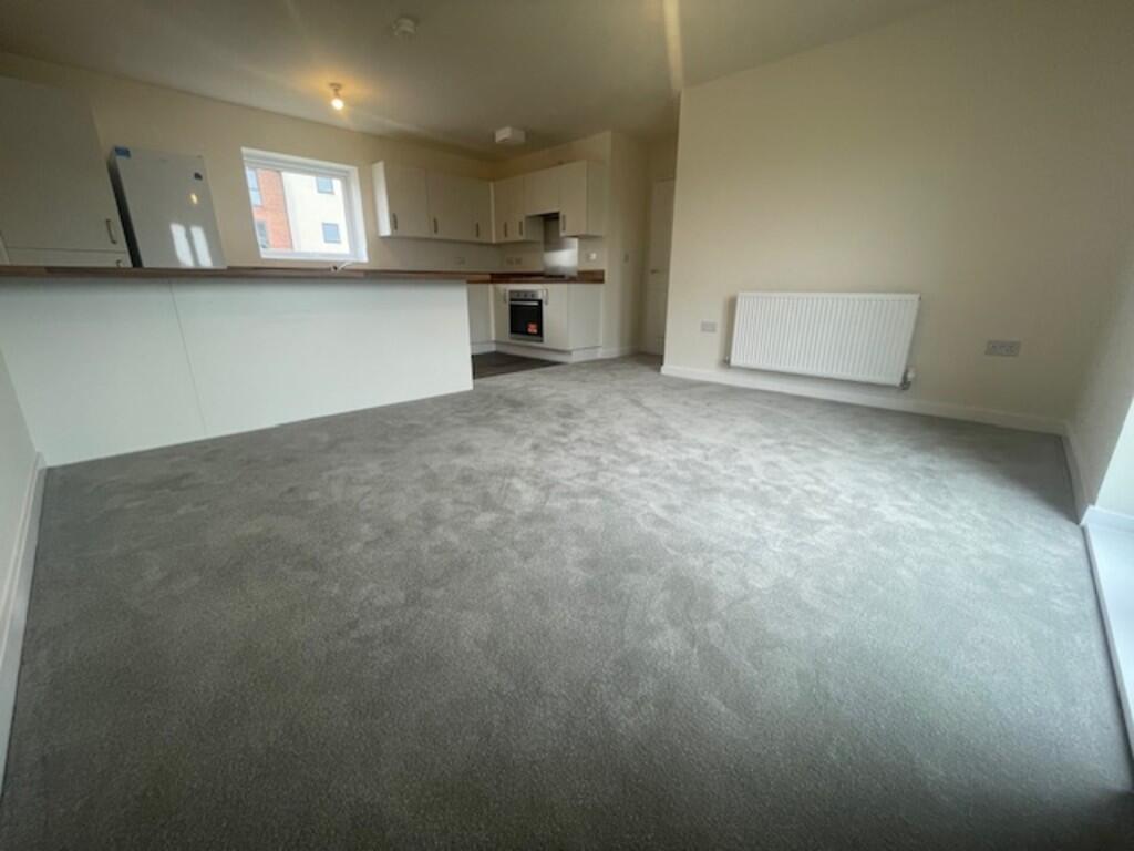 2 bed Apartment for rent in Warmsworth. From Highfield Property Management - Doncaster 2 bed Apartment for rent in Warmsworth. From Highfield Property Management - Doncaster