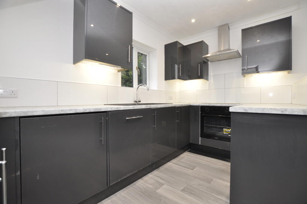 1 bed Mid Terraced House for rent in Broomfield. From HOME - Chelmsford 1 bed Mid Terraced House for rent in Broomfield. From HOME - Chelmsford