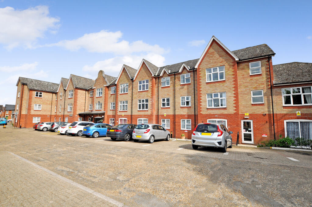 1 bed 1st Floor Flat for rent in Sandon. From HOME - Chelmsford