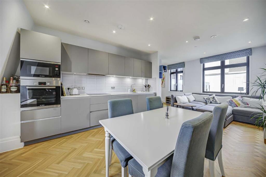 1 bed 1st Floor Flat for rent in London. From Marsh & Parsons - Brixton
