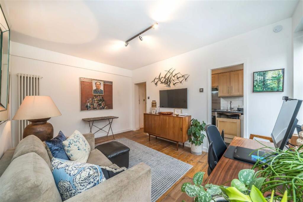 1 bed 1st Floor Flat for rent in London. From Marsh & Parsons - Brixton