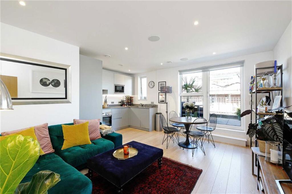 2 bed 1st Floor Flat for rent in Clapham. From Marsh & Parsons - Brixton 2 bed 1st Floor Flat for rent in Clapham. From Marsh & Parsons - Brixton