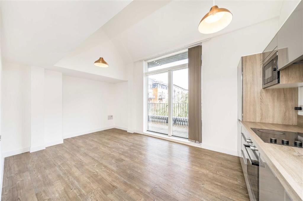 2 bed 1st Floor Flat for rent in Clapham. From Marsh & Parsons - Brixton 2 bed 1st Floor Flat for rent in Clapham. From Marsh & Parsons - Brixton