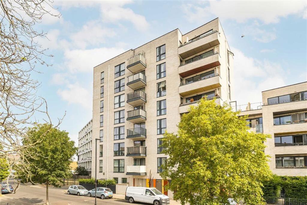 2 bed 1st Floor Flat for rent in Camberwell. From Marsh & Parsons - Brixton
