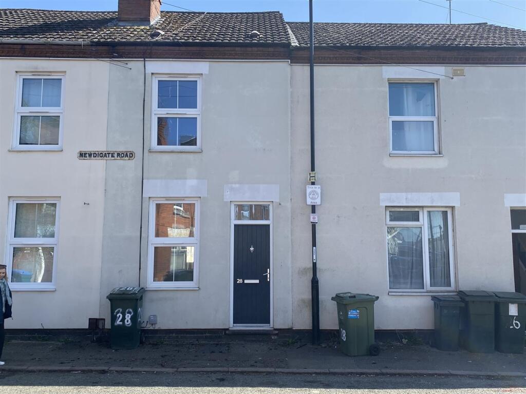 2 bed Mid Terraced House for rent in Hawkesbury. From Homemaker Properties - Coventry