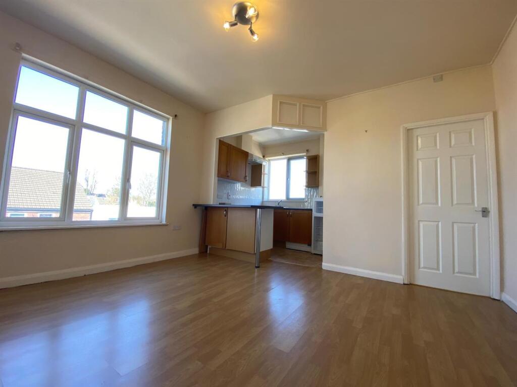 1 bed 1st Floor Flat for rent in Allesley Green. From Homemaker Properties - Coventry 1 bed 1st Floor Flat for rent in Allesley Green. From Homemaker Properties - Coventry