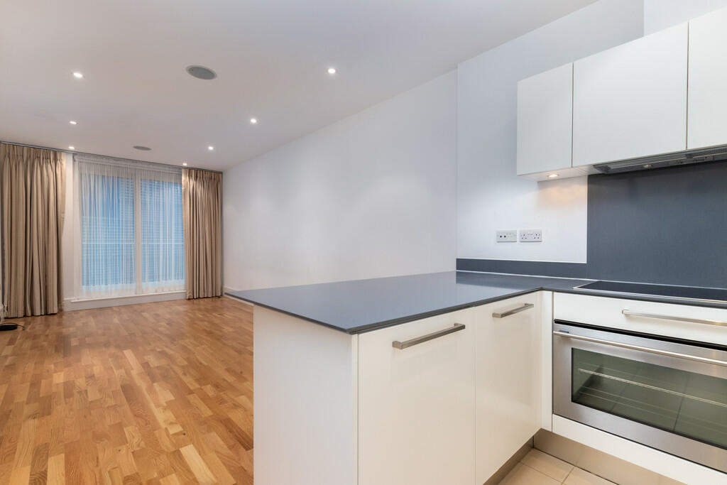 2 bed Apartment for rent in Wandsworth. From Martin & Co - Battersea Reach