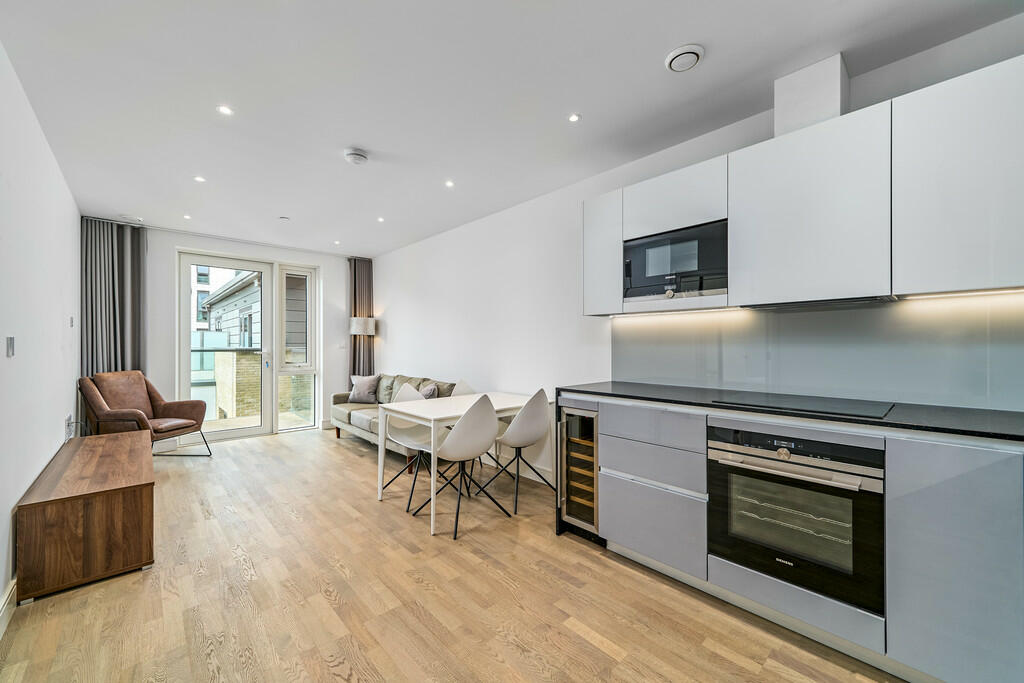 1 bed Apartment for rent in Wandsworth. From Martin & Co - Battersea Reach