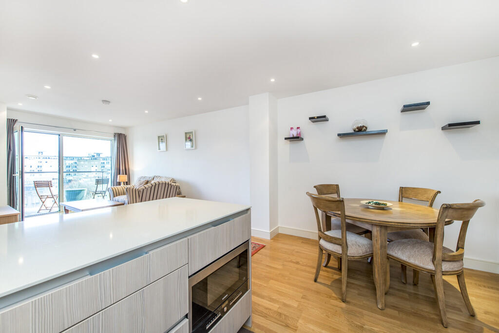 2 bed Apartment for rent in Wandsworth. From Martin & Co - London Riverside