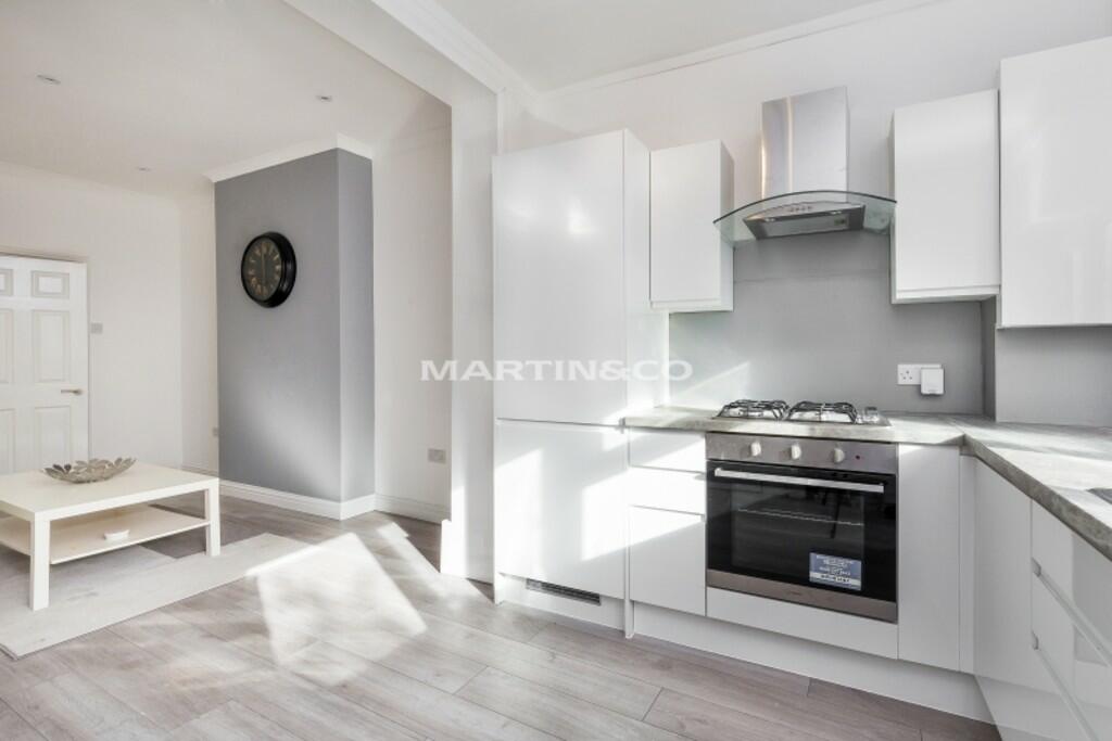 2 bed House (unspecified) for rent in Wimbledon. From Martin & Co - Kingston