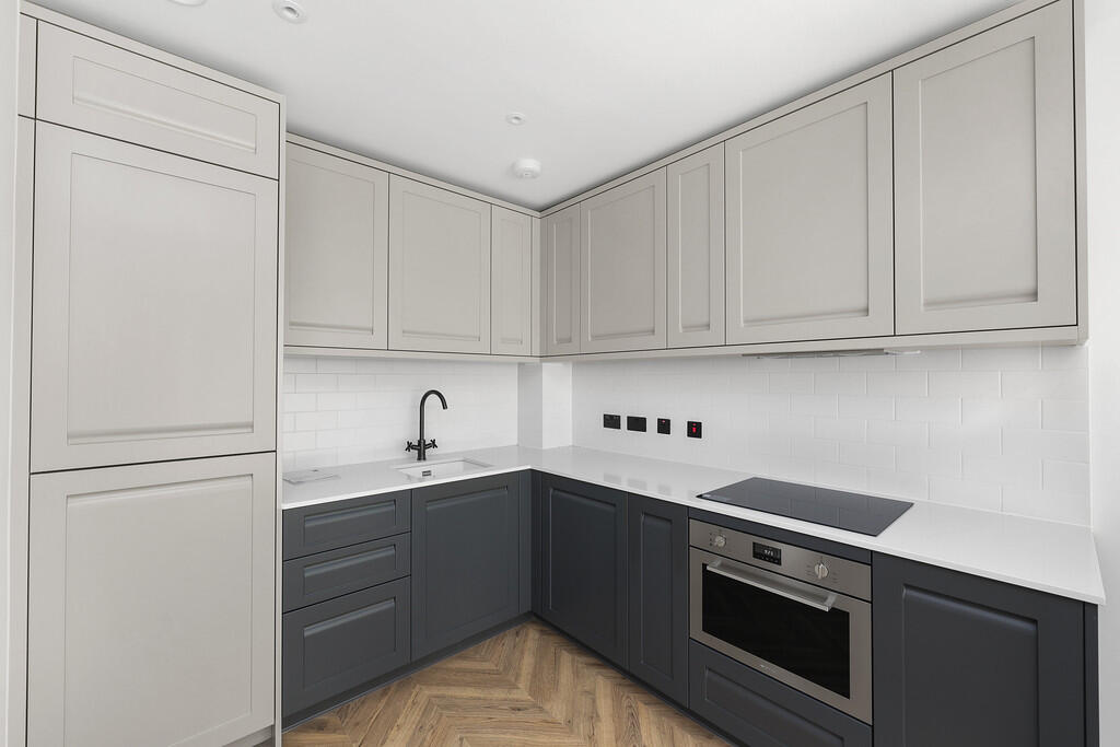 1 bed Apartment for rent in Kingston upon Thames. From Martin & Co - Kingston