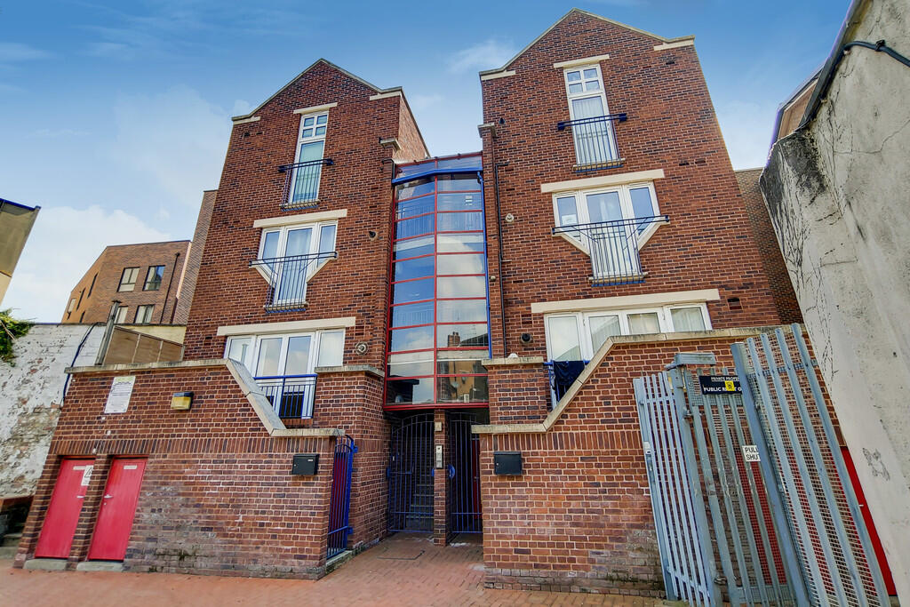 1 bed Apartment for rent in Kingston upon Thames. From Martin & Co - Kingston