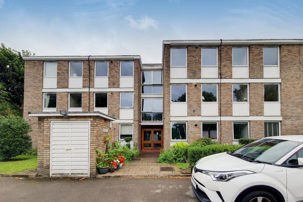 2 bed Apartment for rent in Richmond. From Martin & Co - Kingston 2 bed Apartment for rent in Richmond. From Martin & Co - Kingston